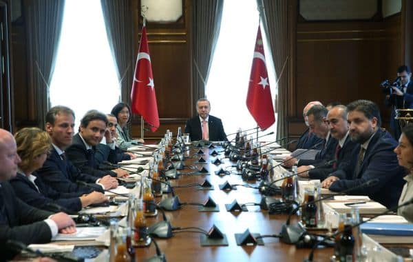 Photo d'archive: Deniz Göktaş risque une longue peine de prison pour avoir offensé Erdogan