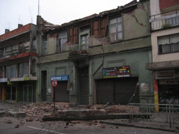 Photo d'archive: Un tremblement de terre de magnitude 7,2 secoue le sud du Pérou