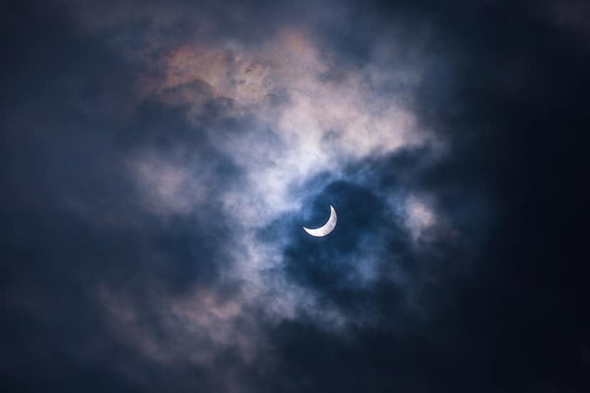 Eclipse parcial de sol el 12 de agosto: consejos de observación y precauciones de seguridad