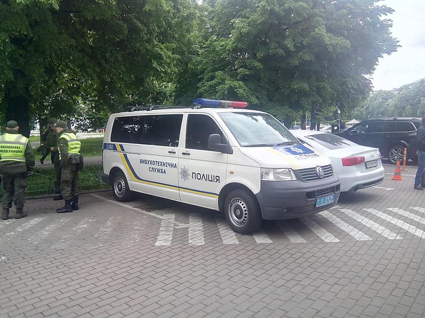 La police ukrainienne nécessaire pour un cambrioleur ingénieux : cinq heures de nettoyage