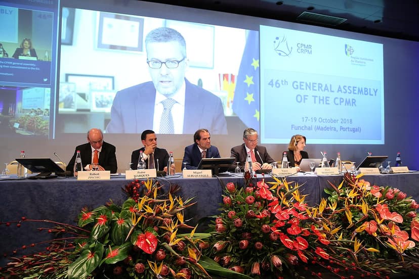 Carlos Moedas réaffirme son soutien à la sécurité à Lisbonne sans conflit avec le gouvernement