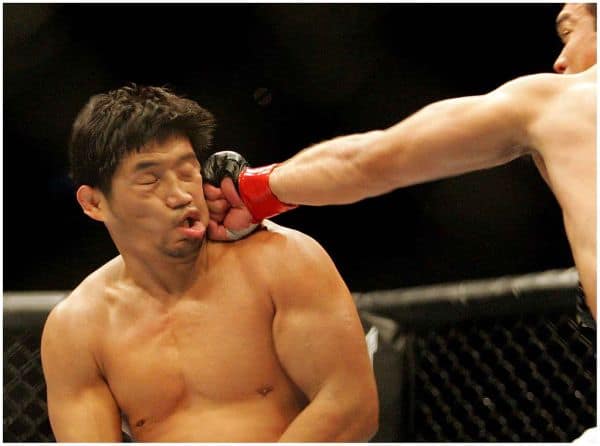 Foto de archivo: Reinier de Ridder gana su primer combate en la nueva categoría de peso de la UFC