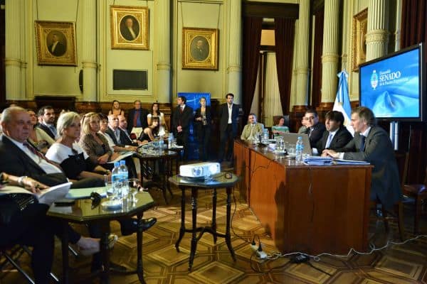 El Gobierno analiza usar recursos del FGS para créditos hipotecarios