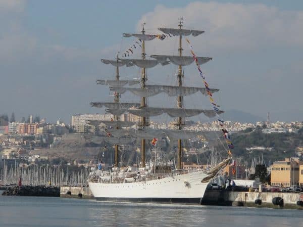 Archivbild: Die 'Armada der Solidarität' setzt Kurs auf Ceuta mit Hunderten von Seglern