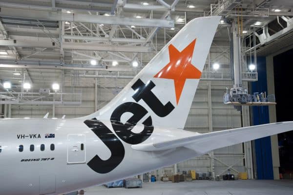 Two planes nearly collide at Sydney Airport