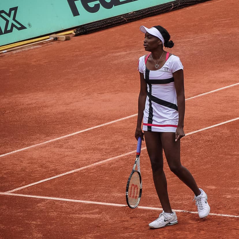 Williams-Schwestern kehren zurück zur U.S. Open, scheiden aber in der ersten Runde aus