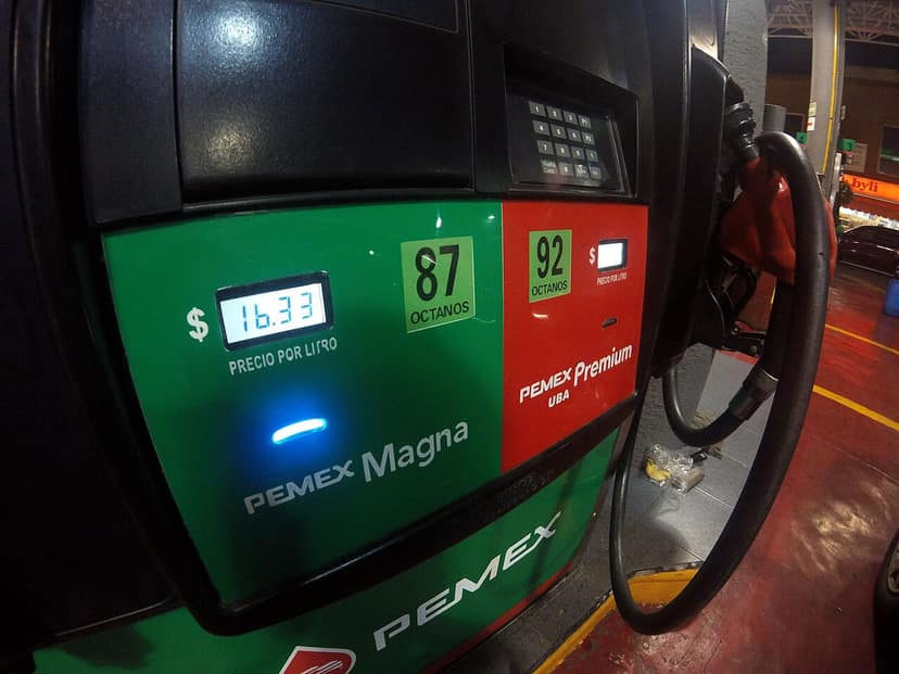 Tipo di cambio e prezzi della benzina in Messico e Venezuela