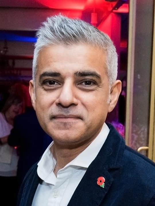 Sadiq Khan von Schnellgericht wegen nicht versteuertes Auto verurteilt
