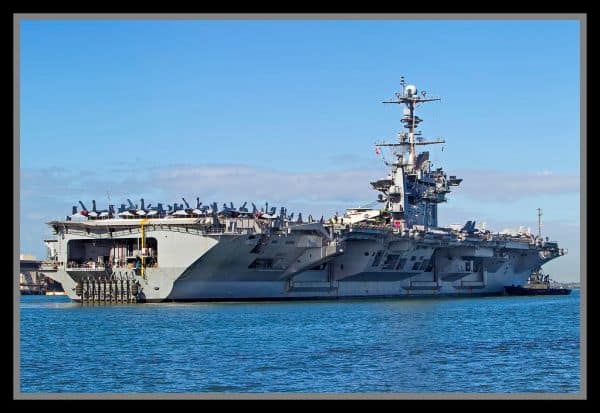 Les États-Unis remplacent le porte-avions « USS Abraham Lincoln » au Moyen-Orient