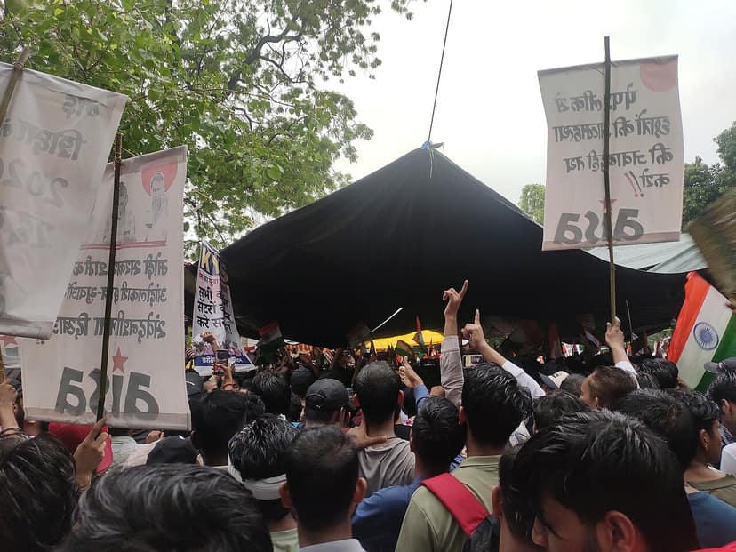 Foto d'archivio: Denunciato il fondatore di CJP Abhijeet Dipke per un incidente scolastico