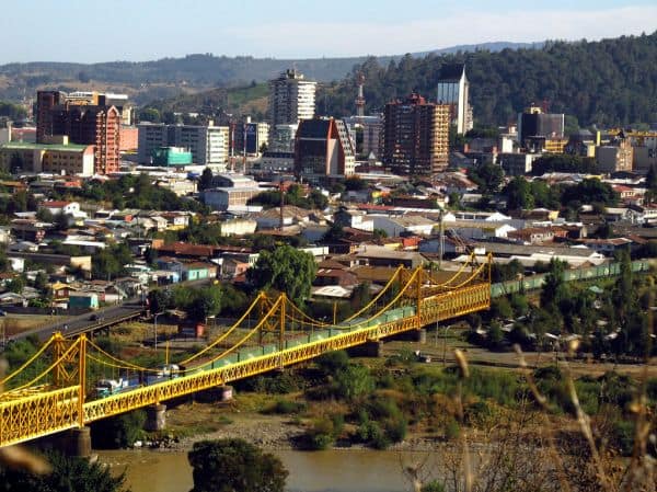 Foto de arquivo: Previsão do tempo para várias cidades da América Latina, 3 de outubro de 2026