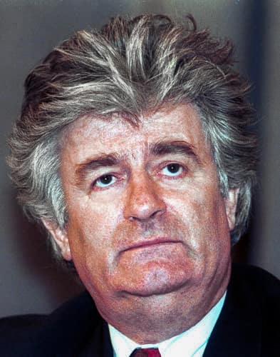 Foto de arquivo: Ex-chefe militar sérvio-bósnio Ratko Mladic morre aos 84 anos