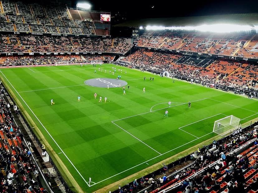 LaLiga presenteert zijn nieuwe verbonden bal voor het EA Sports seizoen