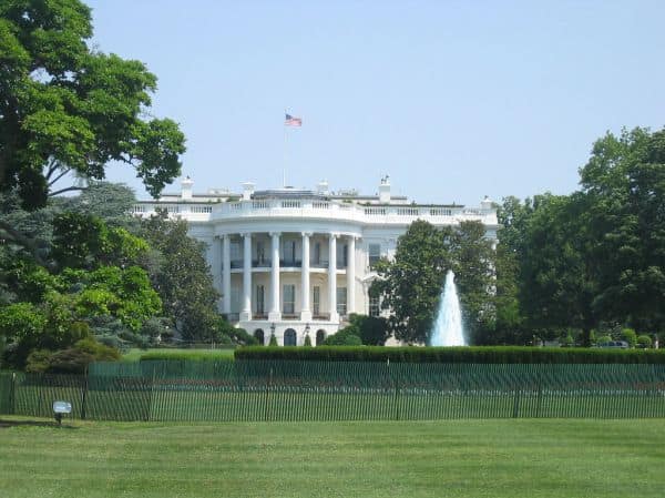Archieffoto: Trump laat helikopterplaats bij het Witte Huis aanleggen