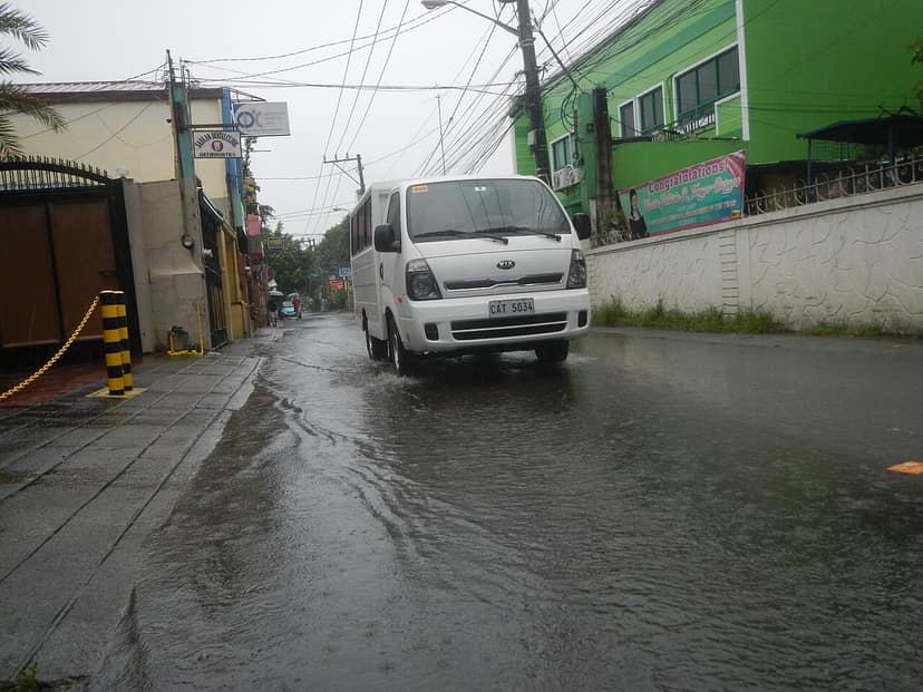 Photo d'archive: Des pluies abondantes attendues sur Luçon et les Visayas en raison du habagat