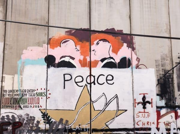Des colons israéliens attaquent un village palestinien en Cisjordanie, Netanyahu condamne les faits
