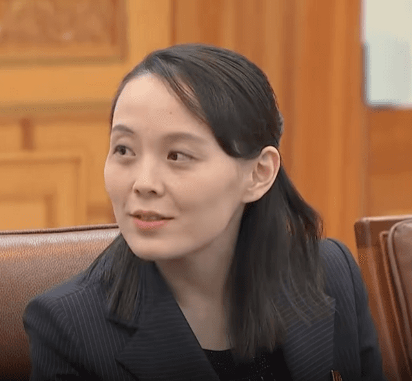 Foto de arquivo: Coreia do Norte testa mísseis de médio alcance controlados por inteligência artificial