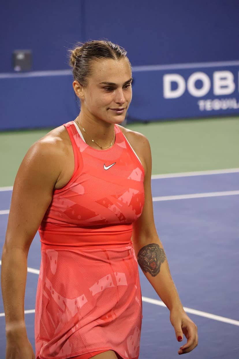 US Open: Aryna Sabalenka door naar de achtste finales