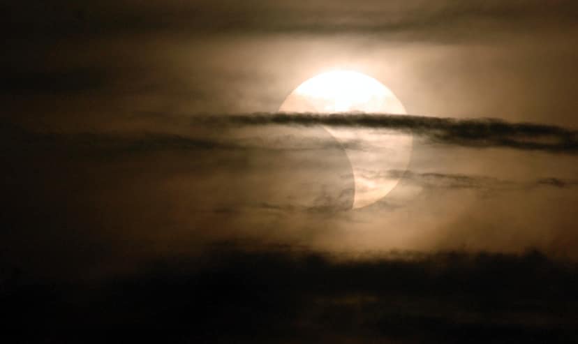 Lo sciame meteorico delle Perseidi e un'eclissi solare parziale visibili la prossima settimana