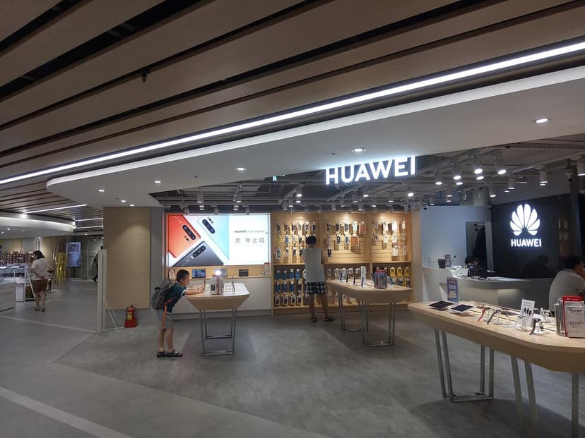 Huawei returns to profitability in Spain after significant cuts