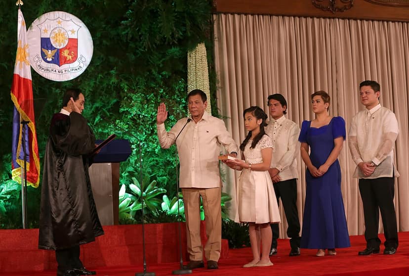 Photo d'archive: Un tribunal philippin émet un mandat d'arrêt contre la vice-présidente Sara Duterte
