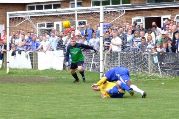 Photo d'archive: Chelsea bat Fulham 3-2 lors de l'ouverture de la Premier League