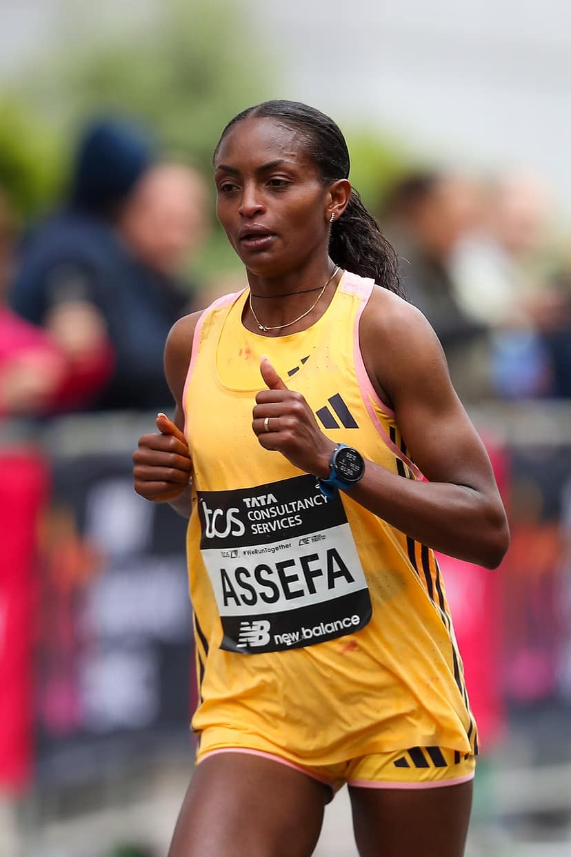 Berlin-Marathon: Tigst Assefa verpasst Weltrekord aufgrund von Krämpfen