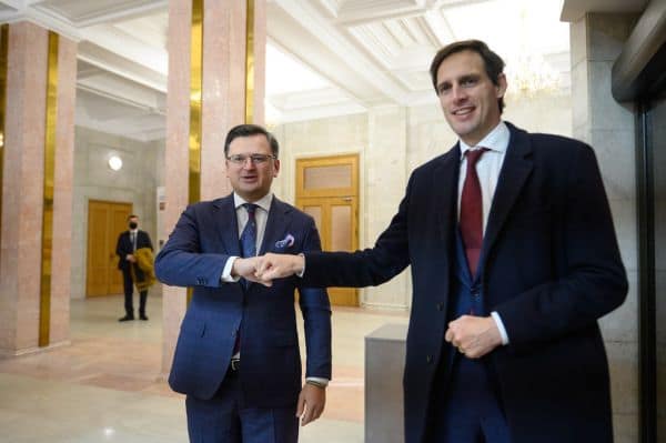 L'ex ministro della Difesa Fedorov chiede elezioni in Ucraina