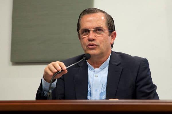 Foto de archivo: EUA planean revocar visas de miles de solicitantes de asilo