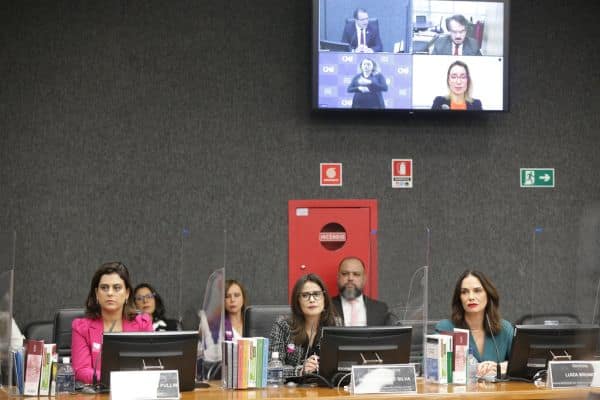 Ex-mari de Maria da Penha arrêté pour non-respect de mesures de protection