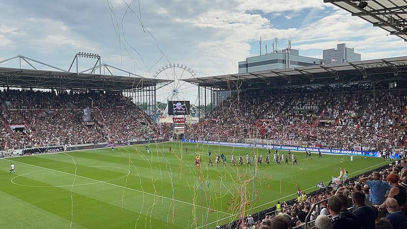 Energie Cottbus viert succesvolle terugkeer in de 2. Bundesliga
