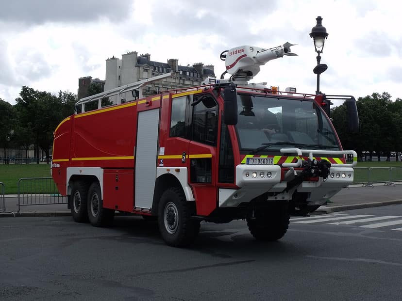 Incendie en Lozère : plus de 320 hectares brûlés et vingt maisons évacuées
