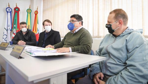 Photo d'archive: Rapport final sur l'accident de l'ascenseur de Glória reporté à mars 2027