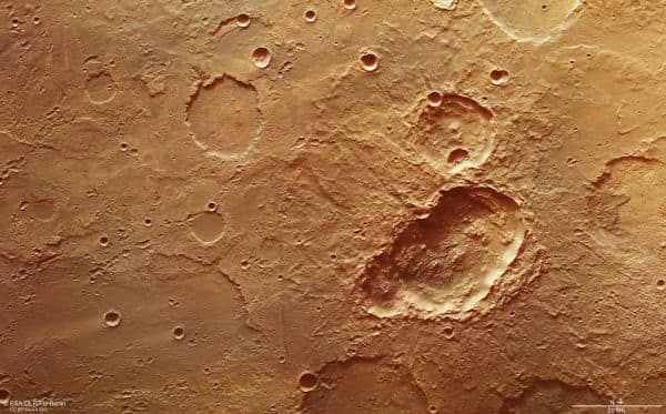 Archivbild: NASA veröffentlicht detaillierte Bilder des Kraters einer SpaceX-Rakete auf dem Mond