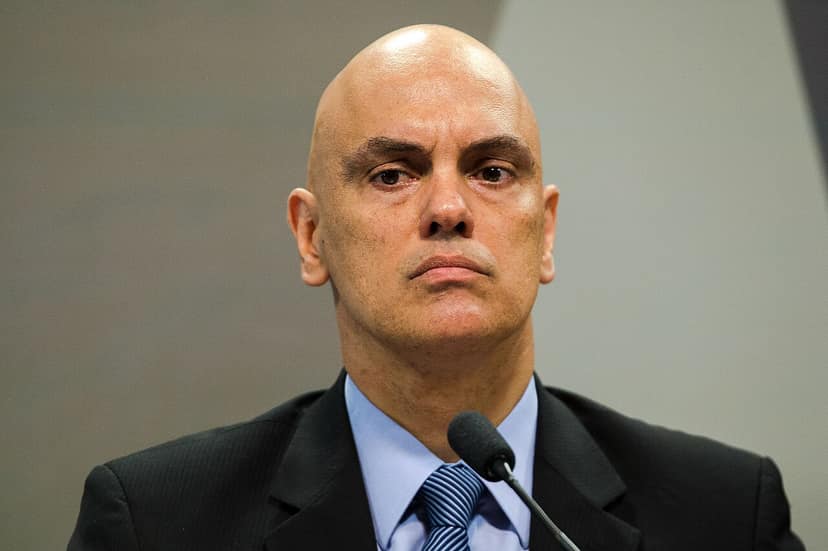 Minister Moraes verzoekt om onderzoek naar André Mendonça wegens misbruik van autoriteit