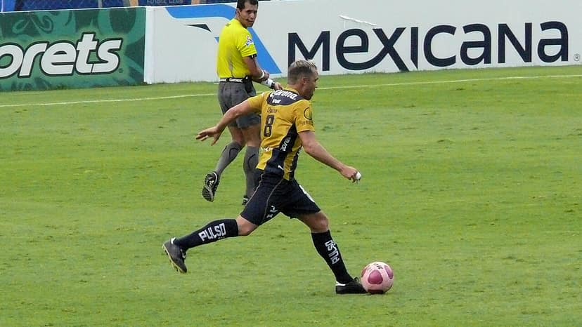 Thiago Almada se une a River Plate tras dejar Atlético Madrid