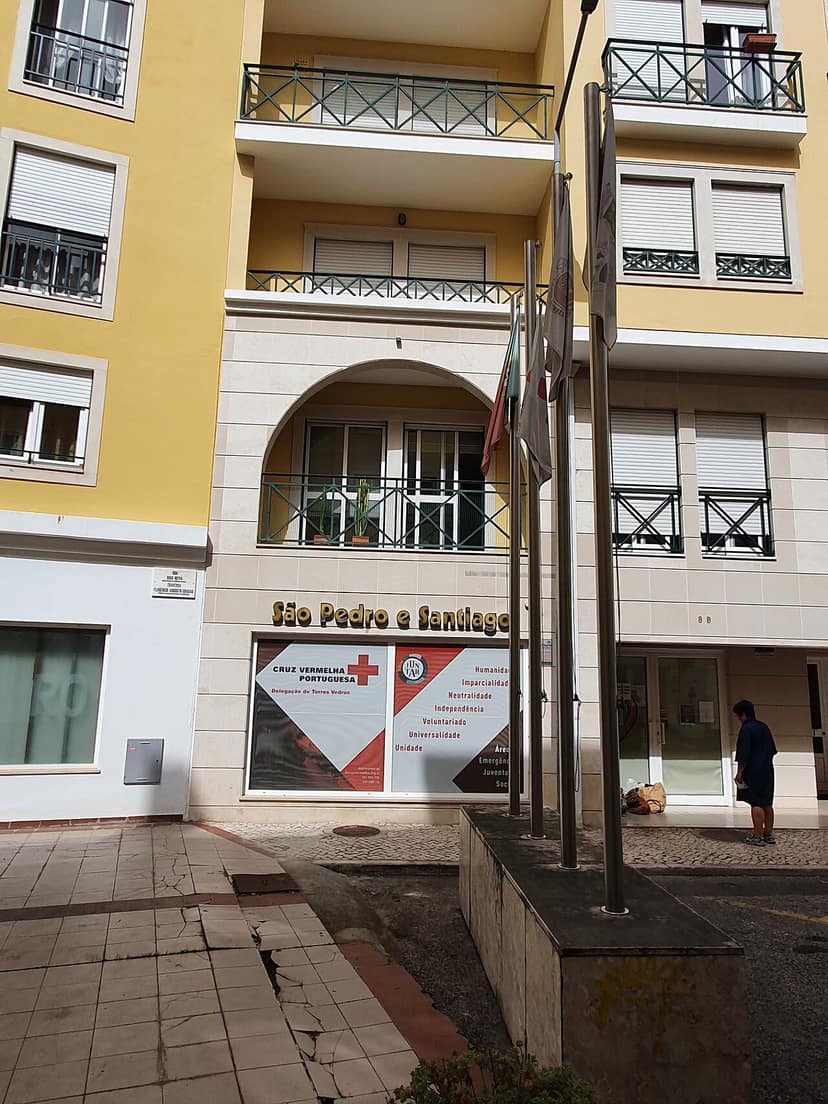 Le conseiller du Cabo Verde sollicite l'aide de la Croix-Rouge portugaise
