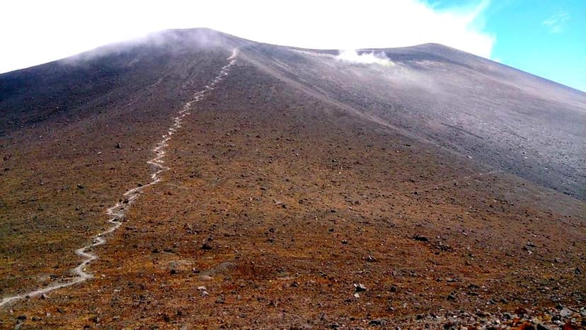 Colombie : Le volcan Puracé émet des cendres et affecte les communications