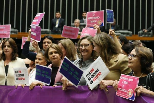 Archive photo: Government announces 15% increase in Bolsa Família 17 days before elections
