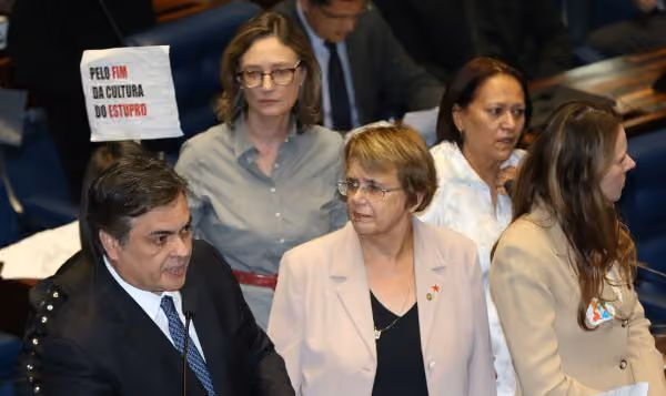 Archive photo: Government announces 15% increase in Bolsa Família 17 days before elections