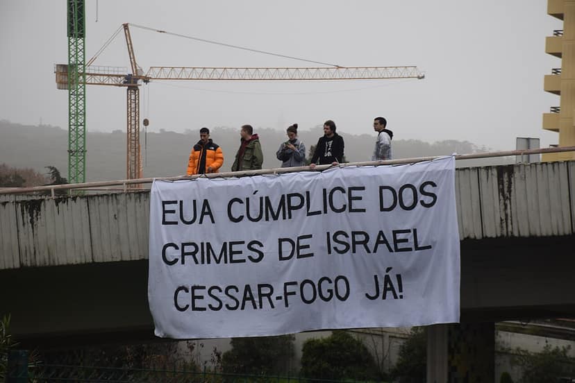 Foto de arquivo: Israel acusa o Hezbollah de violar repetidamente o cessar-fogo no Líbano