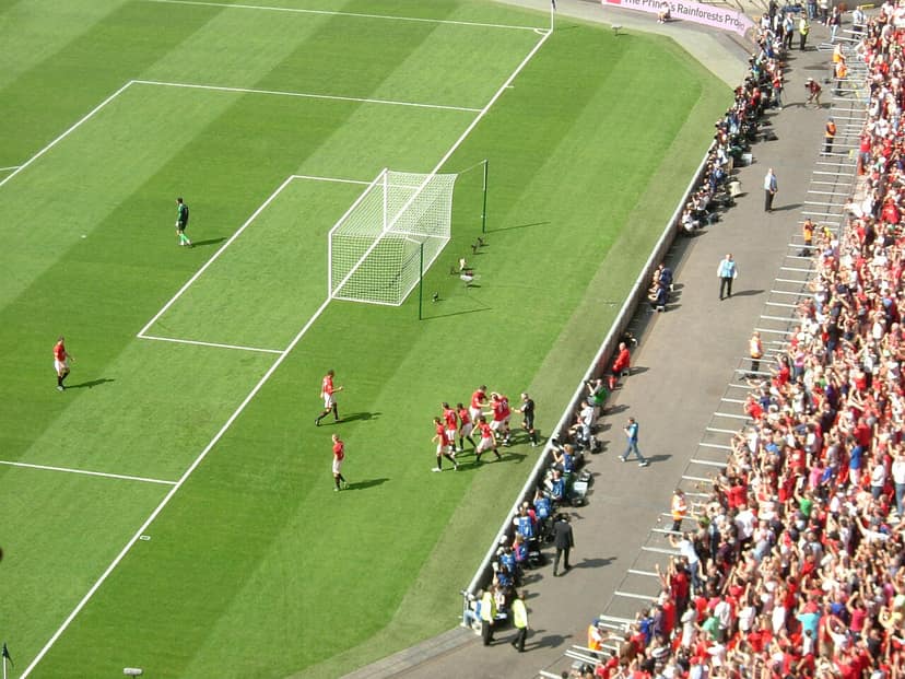 Christos Tzolis beginnt stark bei Arsenal mit Assists gegen Manchester City