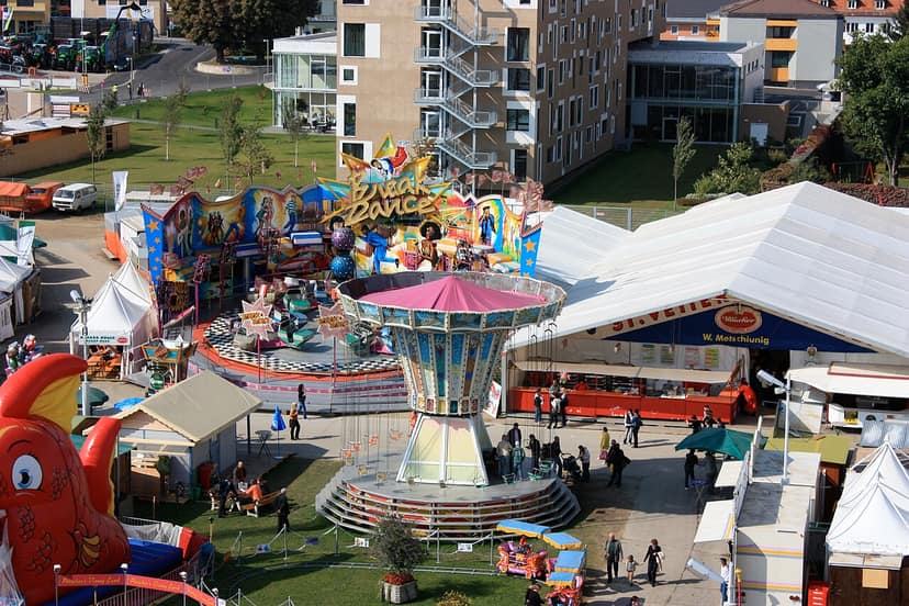 Archive photo: Eight-Year-Old Seriously Injured After Falling from Carousel in Carinthia