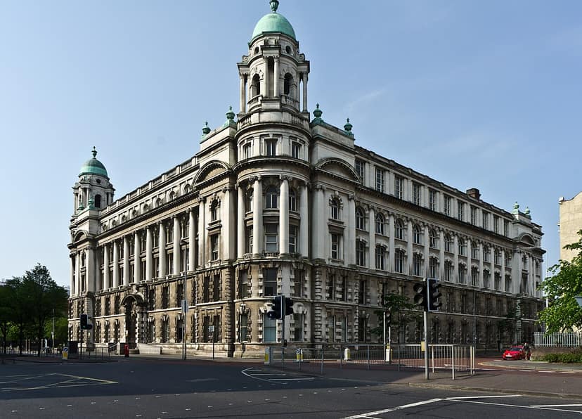 Unruhen en Belfast tras apuñalamiento en junio