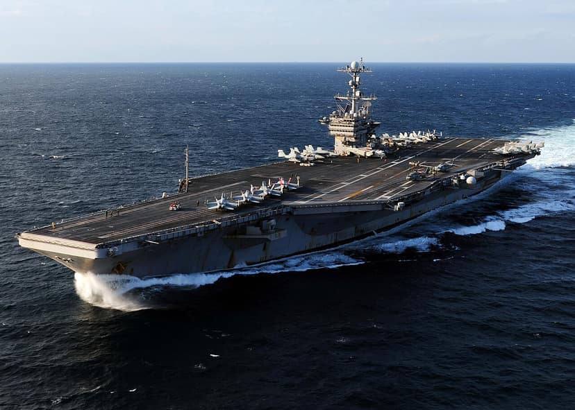Archivbild: USS George Washington rückt in den Nahen Osten nach Berichten über Probleme auf der USS Lincoln vor