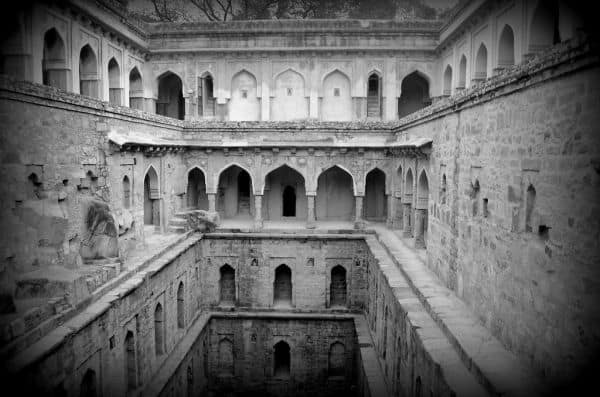 Archivbild: Zwei Abgeordnete unter sechs Verletzten bei Autounfall in Delhi
