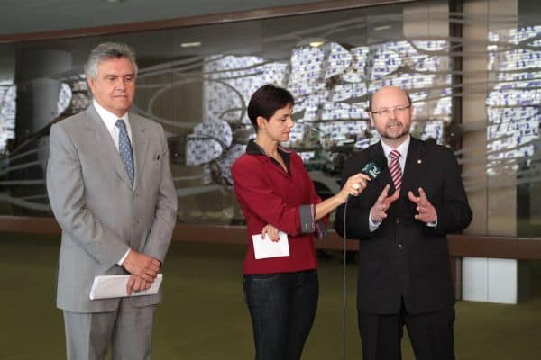 Caiado criticizes opponents' absence at first presidential debate of 2026