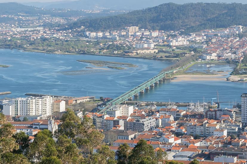 Incêndio em Ponte de Lima atinge Viana do Castelo com três frentes ativas