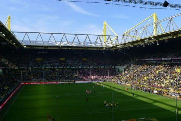 Foto de archivo: FC Bayern con regresos de la Copa del Mundo, Veerman se une al Dortmund