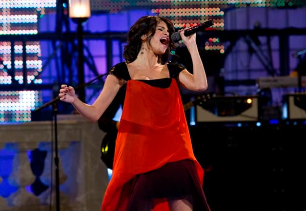 Selena Gomez and mother sued for securities fraud
